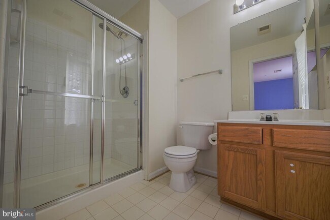 Building Photo - 8324 Tenbrook Dr