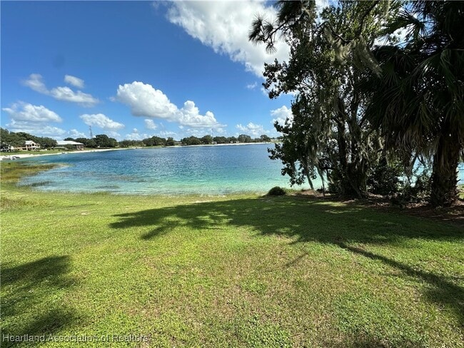 Building Photo - 1504 Sam Asbury Ave