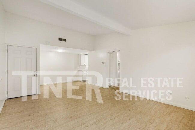 Building Photo - 4920 Douvan Ct