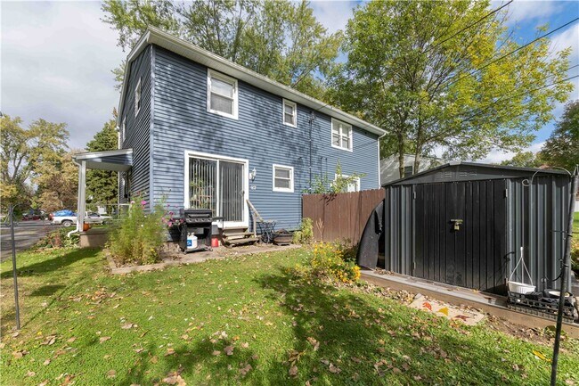 Building Photo - 87 Moxon Dr