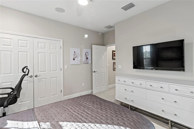 Building Photo - 4580 Shoreleaf Lp