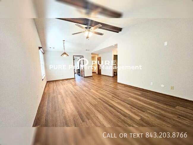 Building Photo - 50% Off One Months Rent!!!! Charming 3-bed...