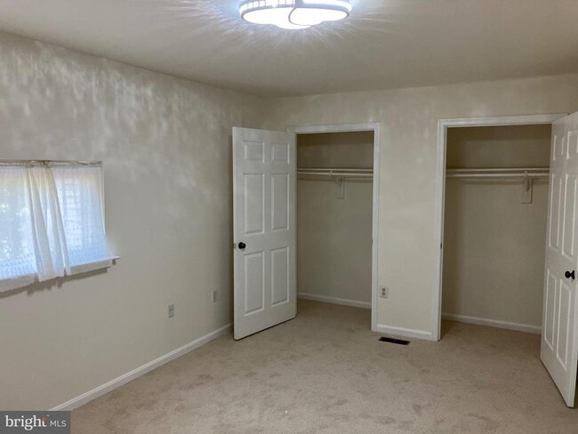 Building Photo - 2131 Dominion Heights Ct