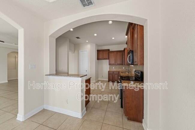 Building Photo - 11230 Begonia rock