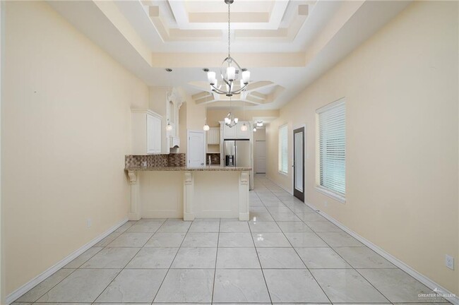 Building Photo - 3720 Yellowhammer Ave