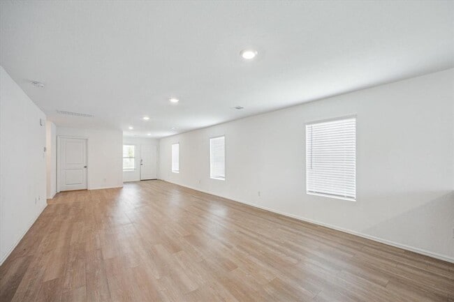 Building Photo - 26735 Wilderye Cv Ln