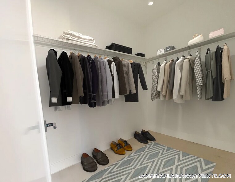 Building Photo - 197 Green St