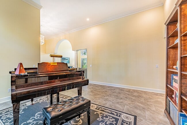 Building Photo - Sea Pines Golf Club Rental