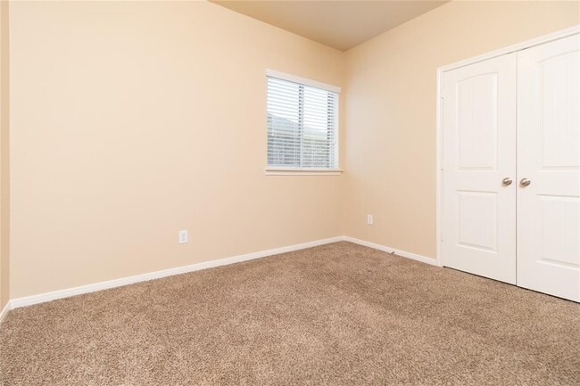 Building Photo - 21527 Cotton Valley Ln