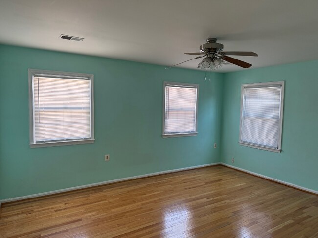 Building Photo - 4269 Berwick Pl