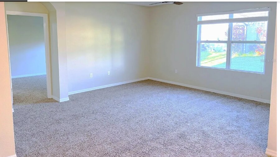 Building Photo - 3045 Sangria St