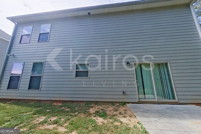 Building Photo - 140 Mandy Ln