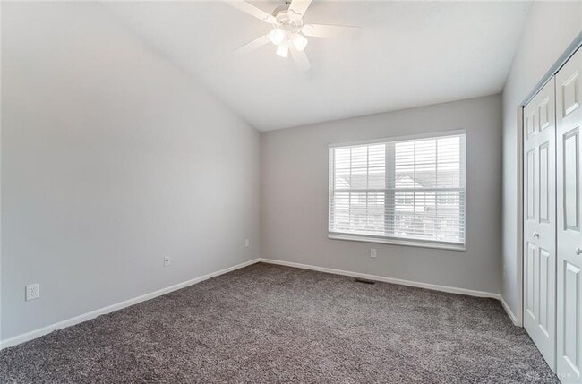 Building Photo - 2436 Tarpon Bay Dr