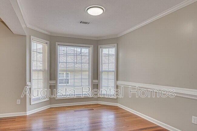 Building Photo - 2051 Sylvan Lake Dr