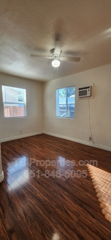 Building Photo - 1604 N H St