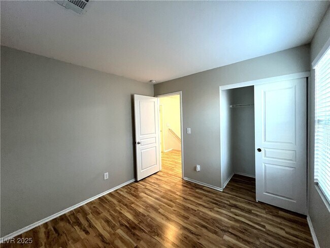 Building Photo - 9991 Pimera Alta St