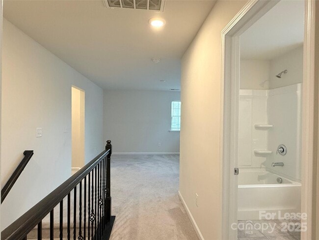 Building Photo - 17508 Snug Harbor Rd