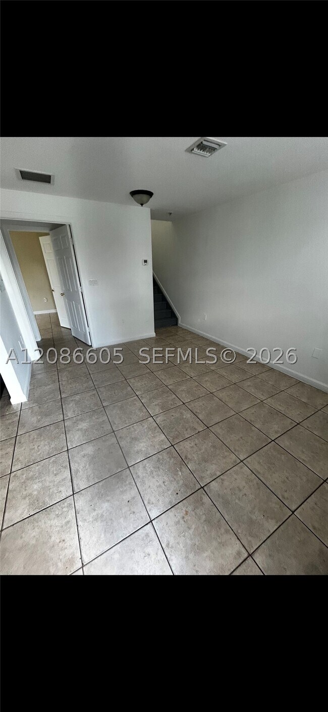 Building Photo - 50 NW 166th St