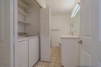 Building Photo - 2 Pine Grove Dr