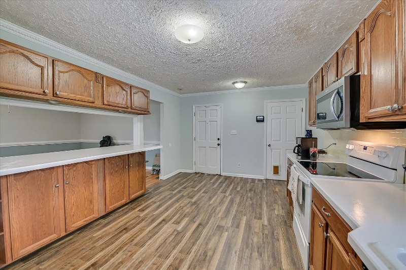 Building Photo - 103 Adams Ln