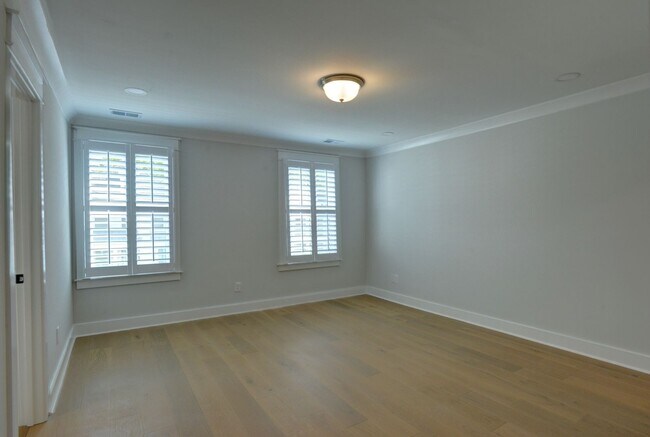 Building Photo - 4 Bedroom 3.5 Bath House in Twin Lakes - Johns Island