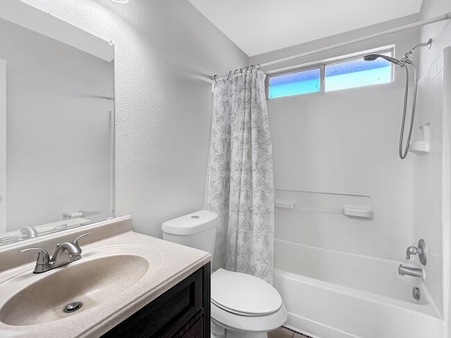 Building Photo - Spacious 4-Bedroom Converse Home with Loft, Flex Room, and Included Appliances