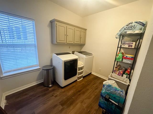 Building Photo - 802 John Thomas Dr