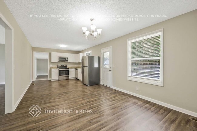 Building Photo - 533 Augusta Dr