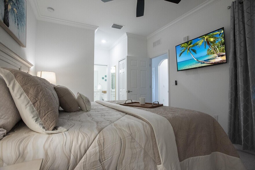 Building Photo - 18028 Gawthrop Dr