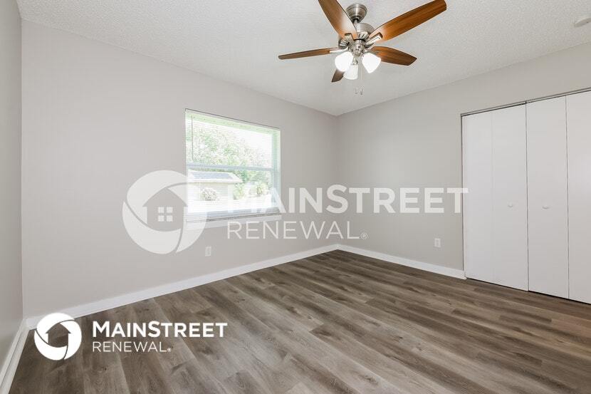 Building Photo - 956 Sunshine Way SW