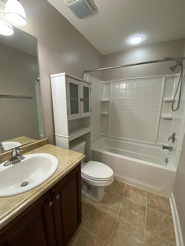 Building Photo - 231 Augusta Way