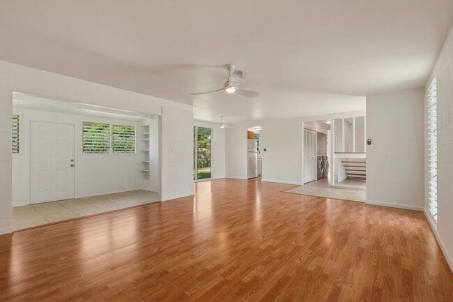 Building Photo - Spacious Aikahi Loop House in Kailua