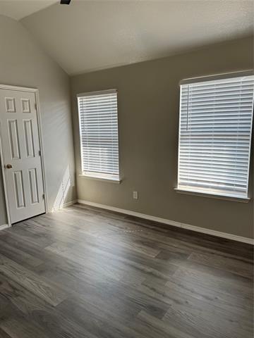 Building Photo - 1621 Falcon Dr