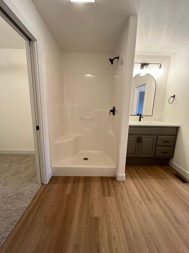 Building Photo - 3 Bed/3 Bath Twinhome in Brandon, SD!