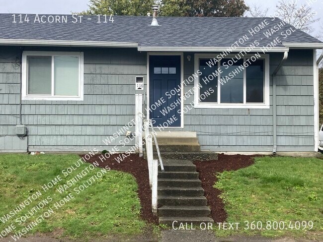 Building Photo - 114 Acorn St