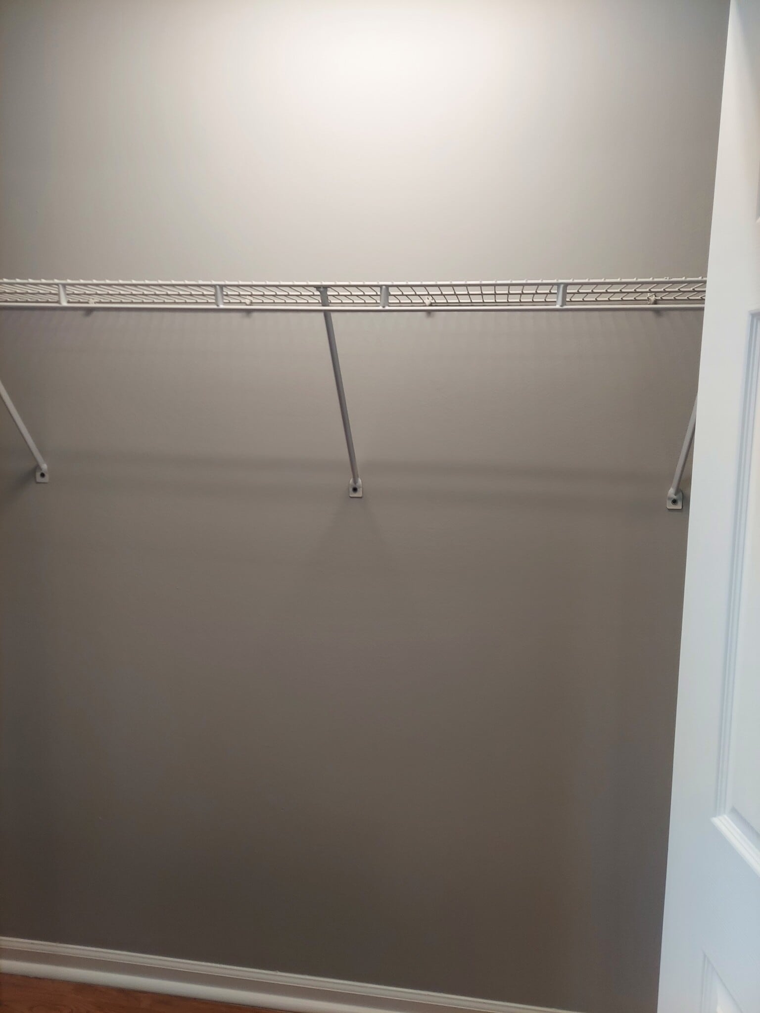 Closet 1 - 118 Eveningside Dr