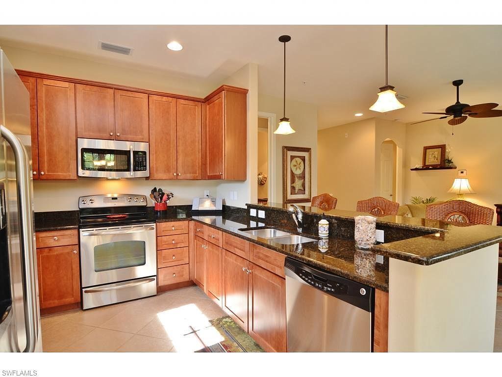 Building Photo - 8997 Cambria Cir