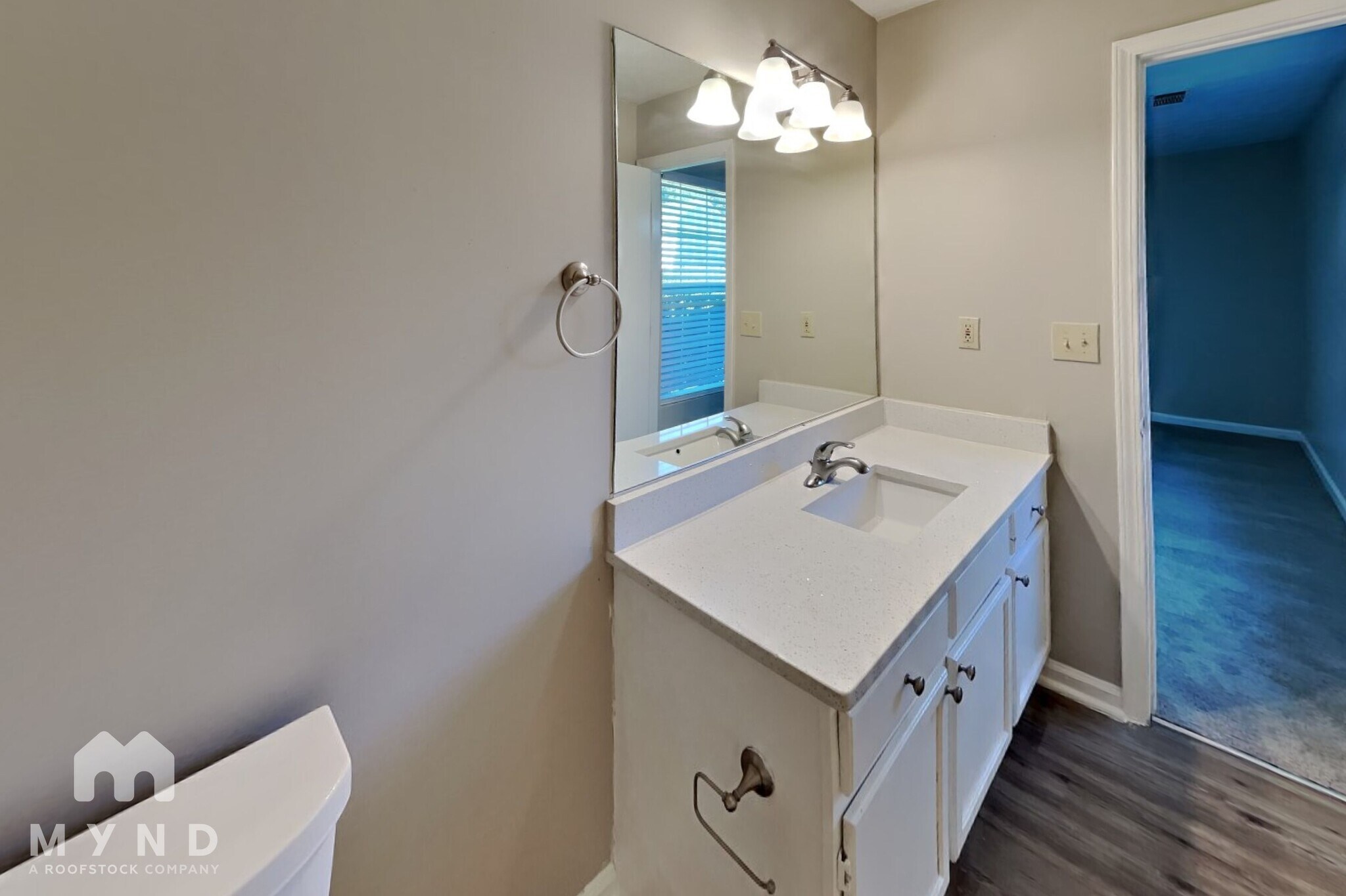 Building Photo - 5631 Regency Manor Ct