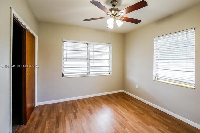 Building Photo - 1710 NW 109th St