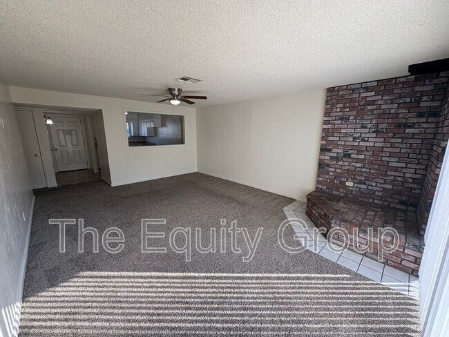 Building Photo - 1641 S Thomas St