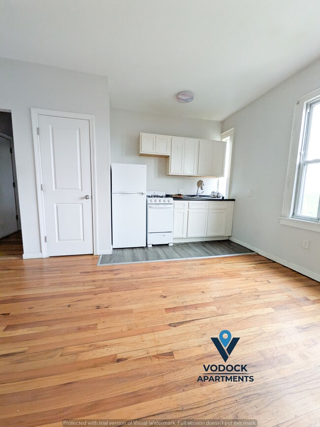 Building Photo - 39 Charter Oak Pl