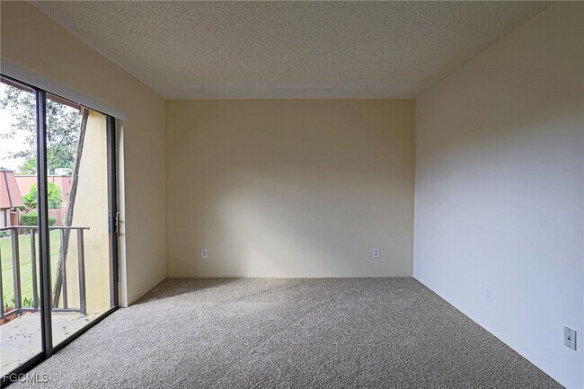 Building Photo - 1570 Park Meadows Dr