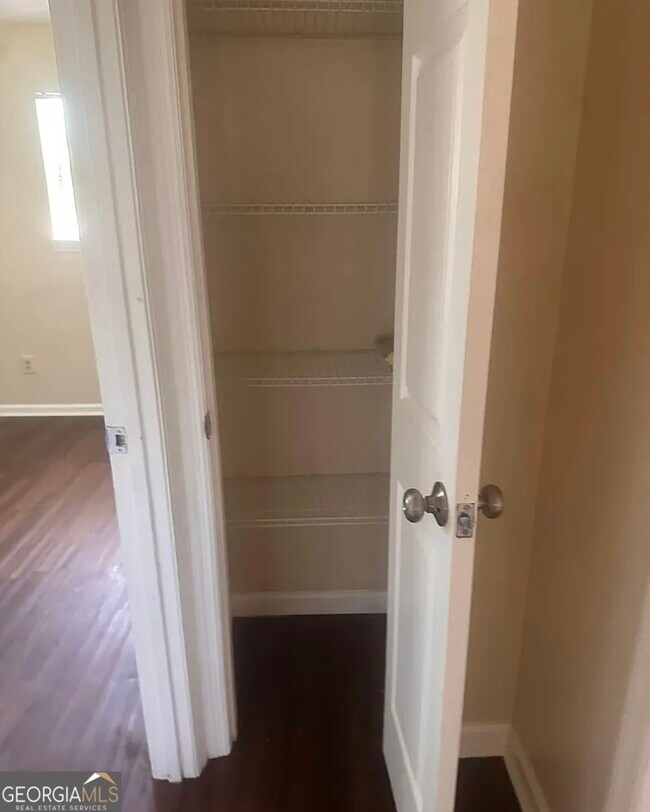 Building Photo - 538 Southgate Ave