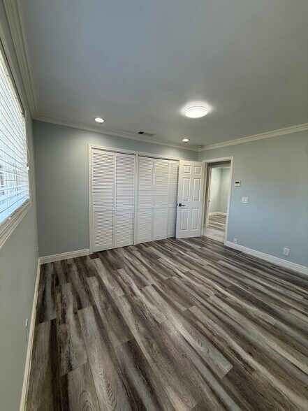 Building Photo - 35777 Orleans Dr
