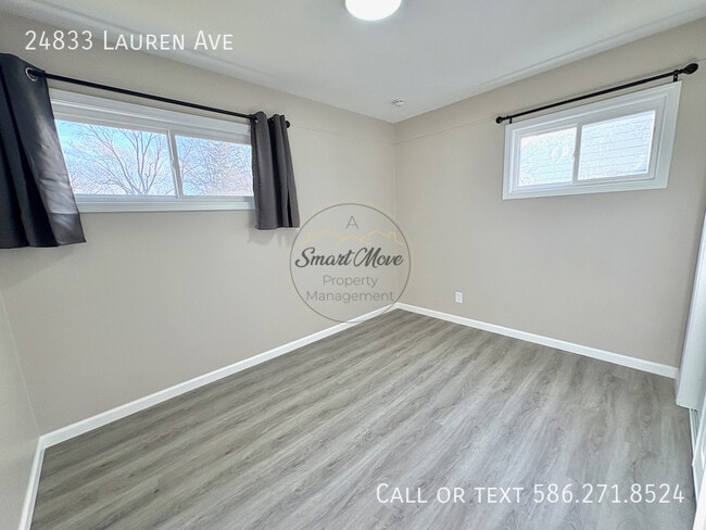 Building Photo - 24833 Lauren Ave