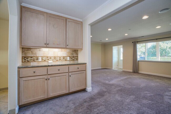 Building Photo - 3BR/1BA North Shoreview Home with Yard & Redwood Deck | Pet Friendly | Near Caltrain | YouTube Tour