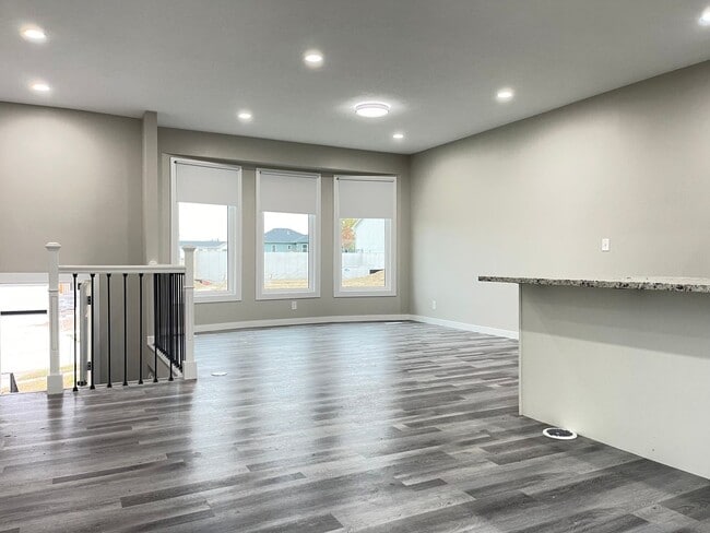Building Photo - Move-in special offer!!! Newly rebuilt hou...