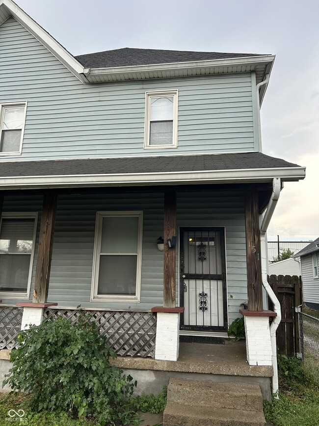 Primary Photo - 151 Leota St