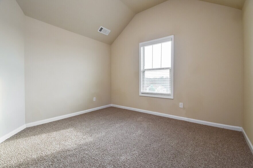 Building Photo - 11086 Shadow Ct