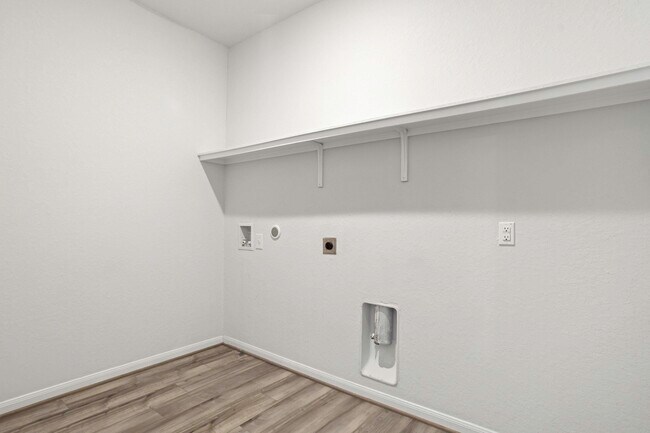 Building Photo - 2625 Lupton Leap